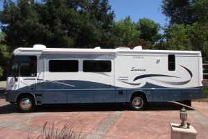 M152 – 2006 ITASCA SUNRISE RV